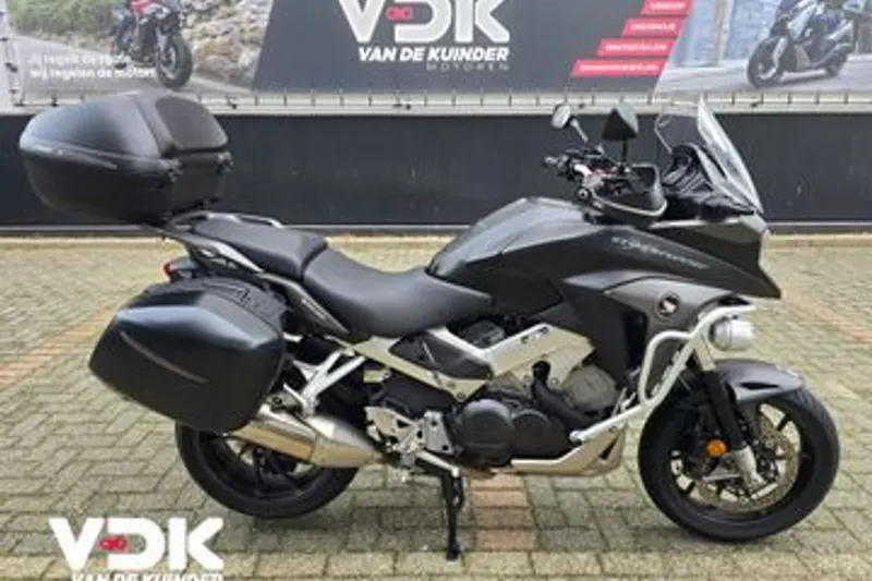Honda VFR 800 X Crossrunner (2015)