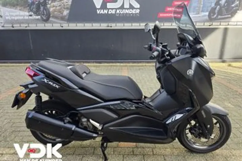 Yamaha Xmax 300 Tech MAX (2024)