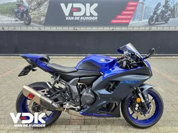 Yamaha YZF-R7 (2024) — foto 1