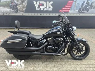 Suzuki Intruder C 1500 BT (2013) — foto 1