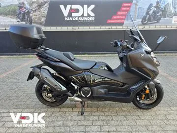 Yamaha T MAX (2024) — foto 1