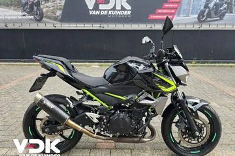 Kawasaki Z400 (2021)