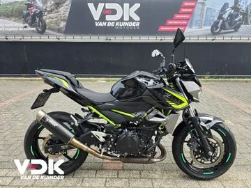 Kawasaki Z400 (2021) — foto 1