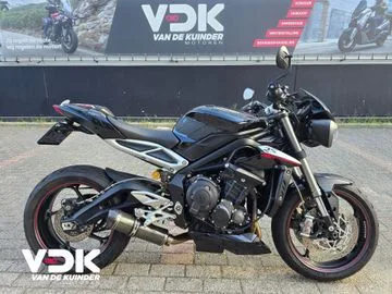 Triumph Street Triple RS (2017) — foto 1