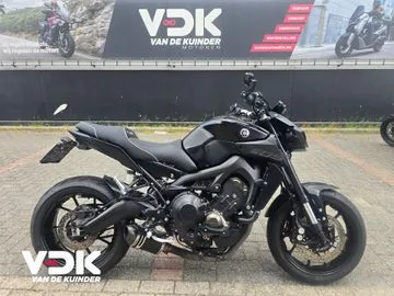 Yamaha MT-09 (2018) — foto 1