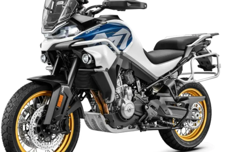 CFMoto 800 MT (2026)