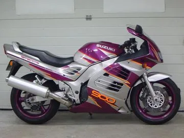 Suzuki RF 900RR (1995) — foto 1