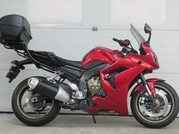 Yamaha FZ 1 Fazer (2010) — foto 1