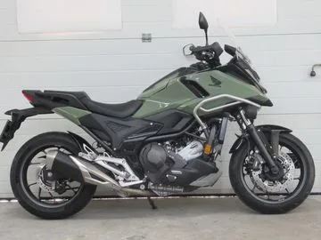Honda NC750X (2025) — foto 1