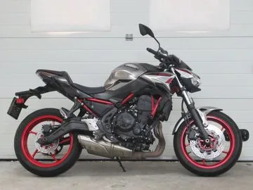 Kawasaki Z650 (2023) — foto 1