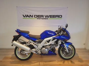 Suzuki SV 1000 S (2004) — foto 1