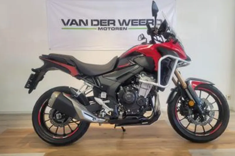 Honda CB500X (2021)