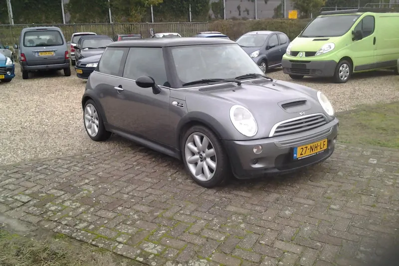 MINI Cooper S (2003)