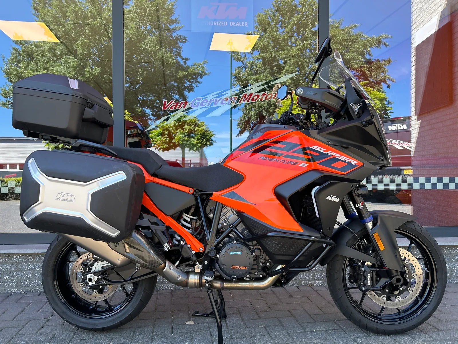KTM 1290 Super Adventure S (2023) — foto 1