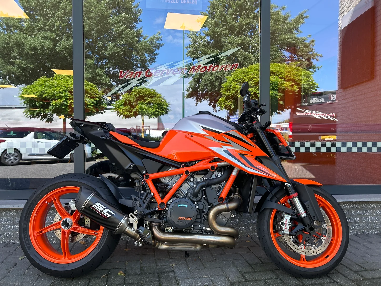 KTM 1290 Super Duke (2023) — foto 1