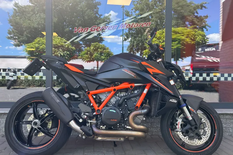 KTM 1390 Super Duke R EVO (2025)