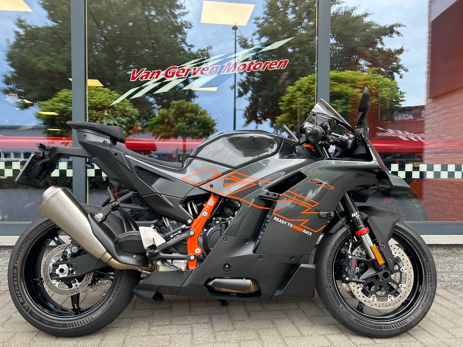 KTM 990 Zo goed als KTM 990 RC R. motor dus eventueel ook zakelijk te rijden (2026) — foto 1