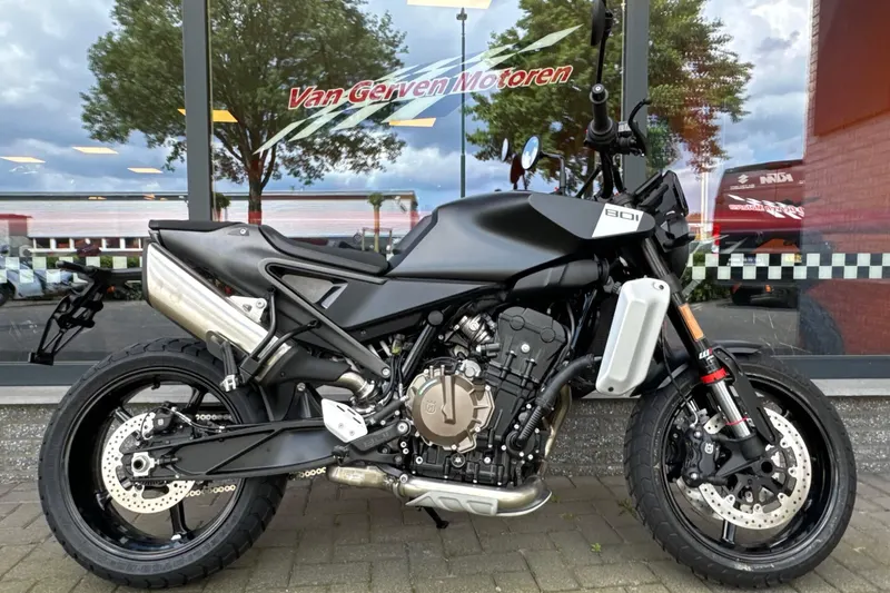 Husqvarna Svartpilen (0)
