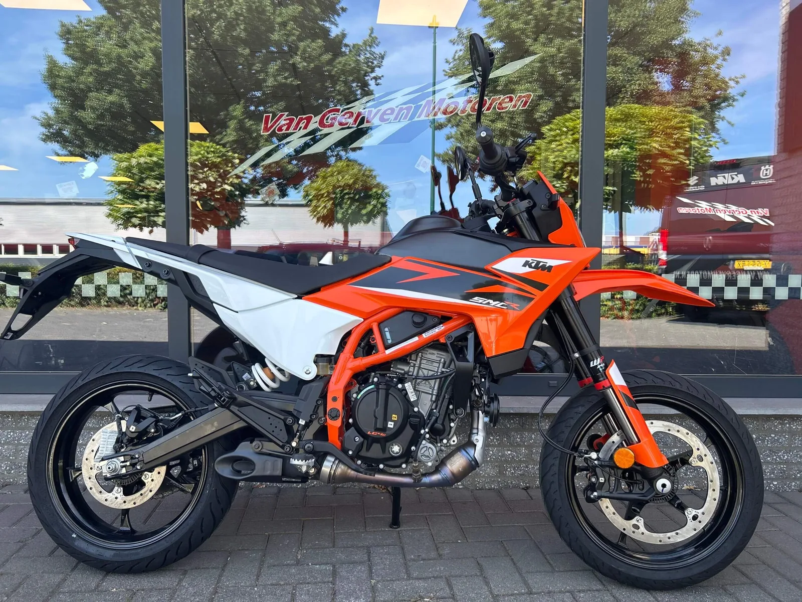 KTM 125 (2026) — foto 1