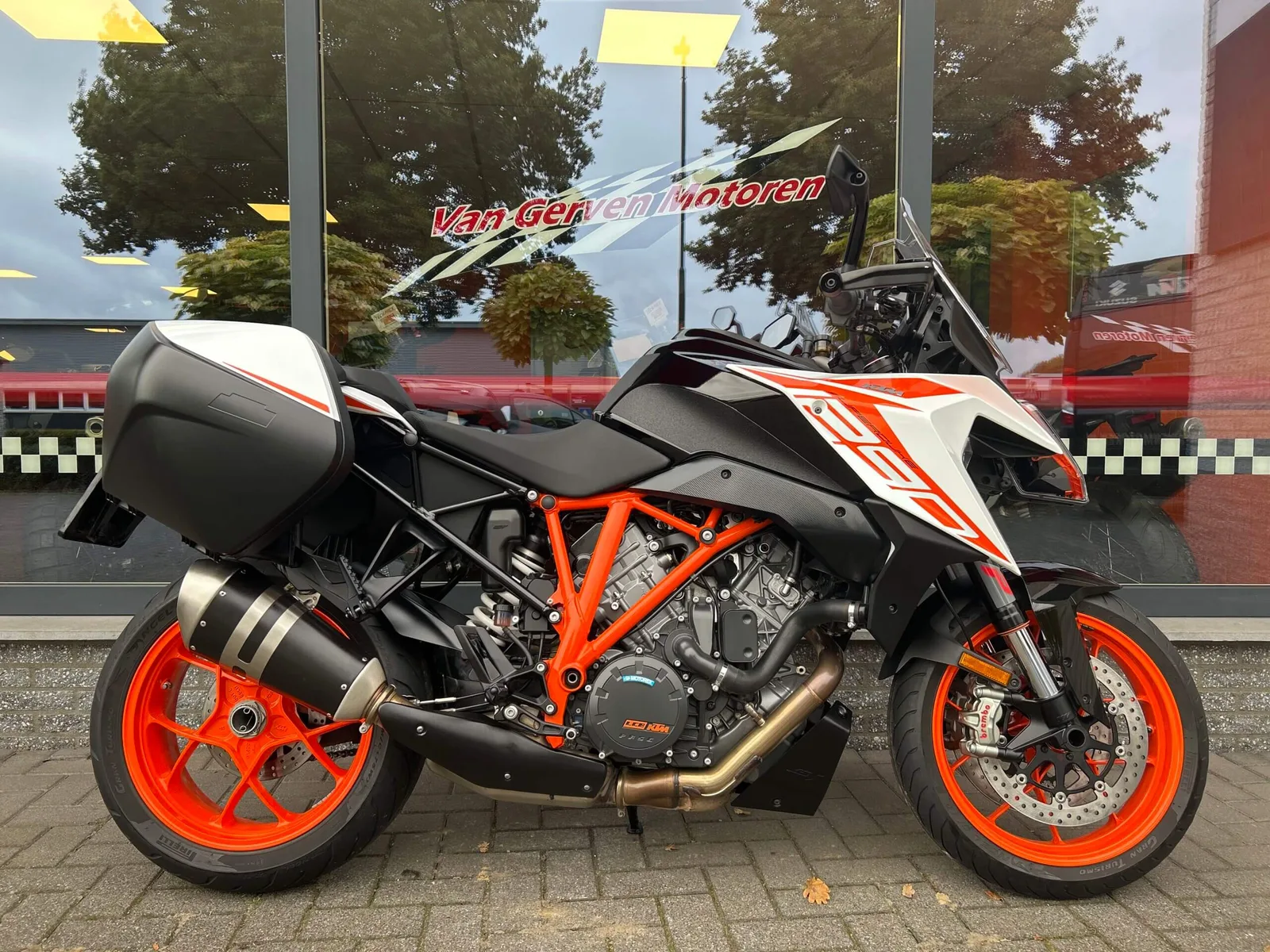 KTM 1290 In (2020) — foto 1
