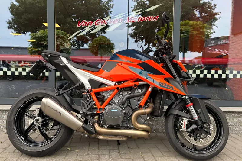 KTM 1290 SUPERDUKE R (2020)
