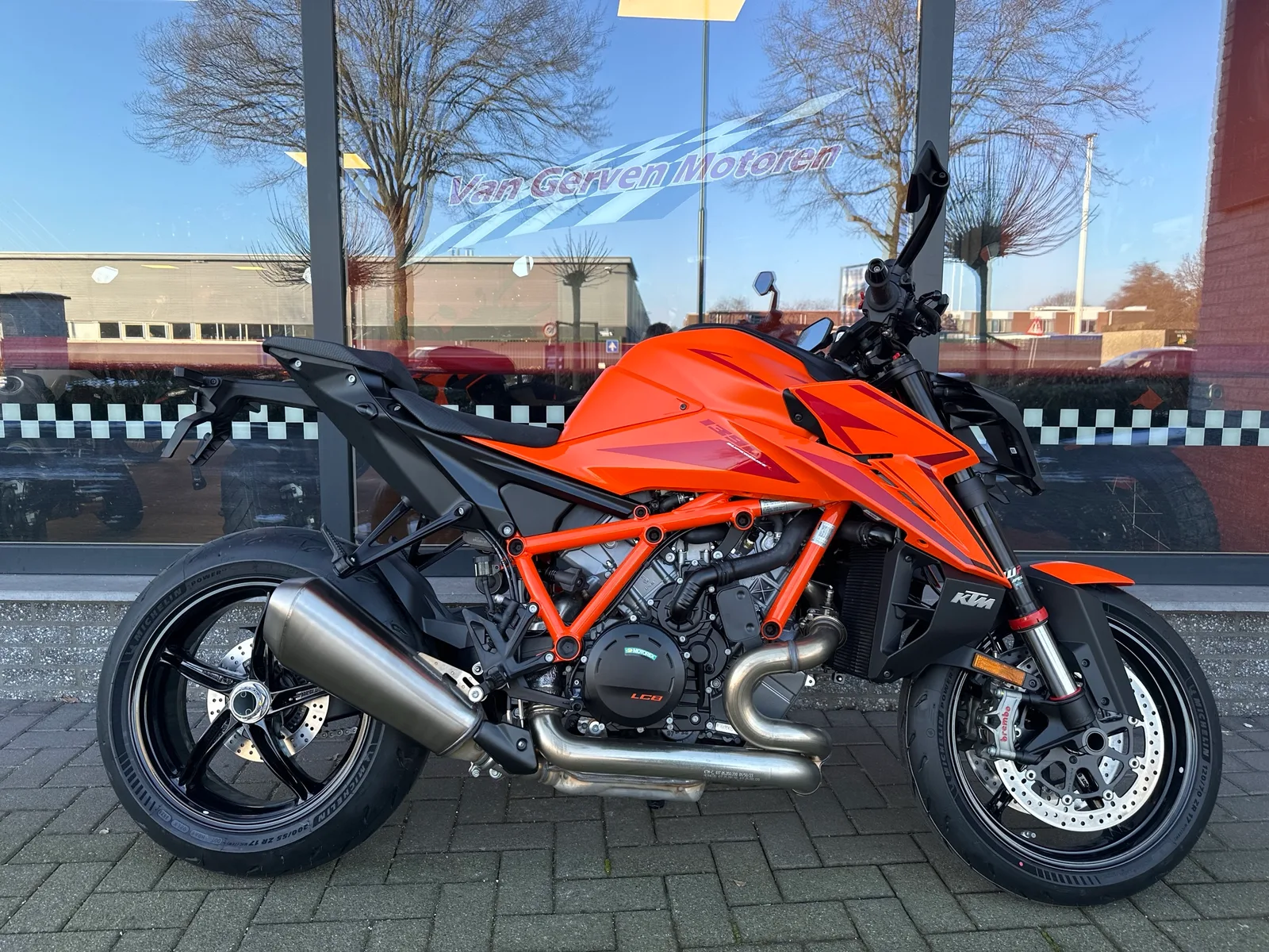 KTM 1390 (2026) — foto 1