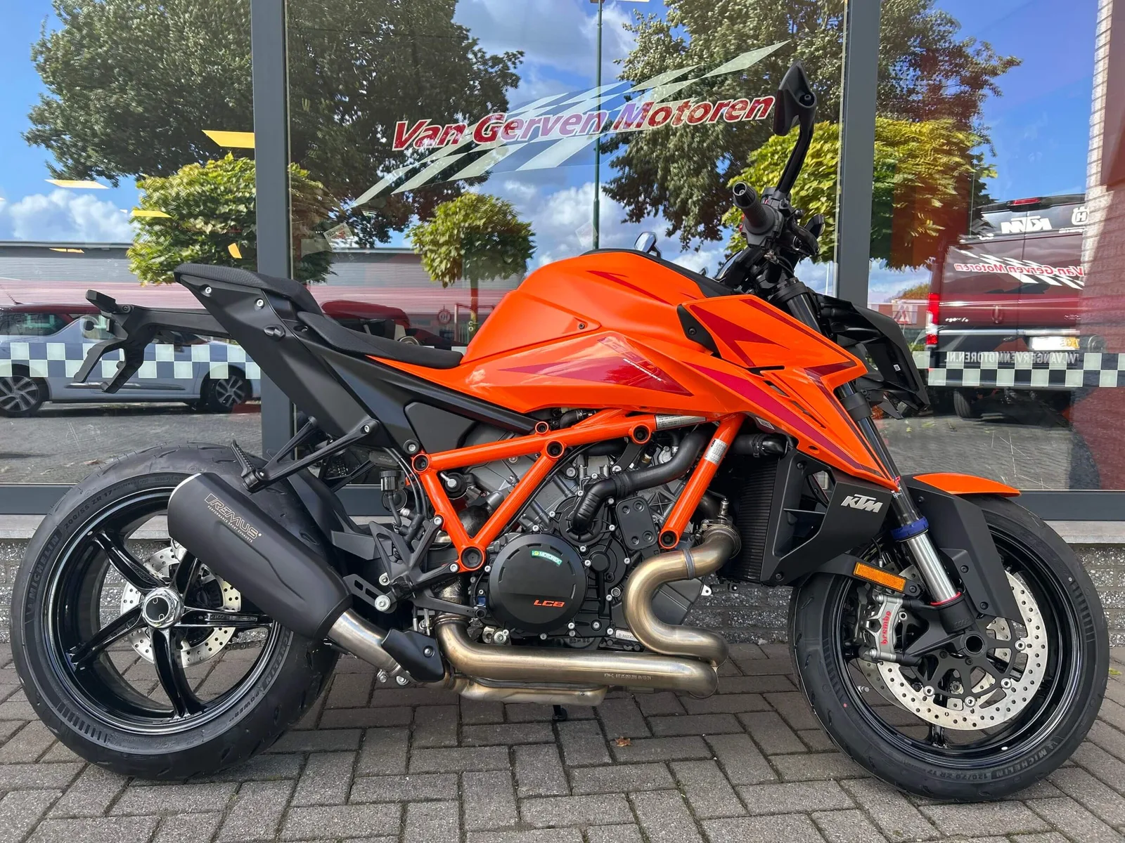 KTM 1390 (2026) — foto 1
