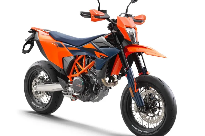 KTM 690 KTM SCM R (2026)