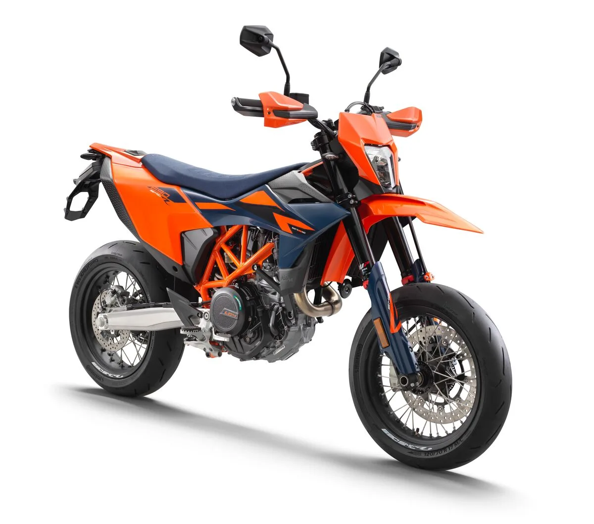 KTM 690 KTM 690 SCM R (2026) — foto 1