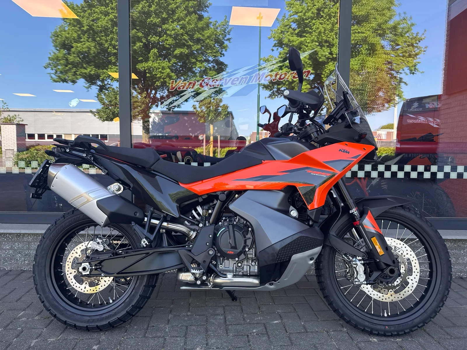 KTM 790 (2026) — foto 1
