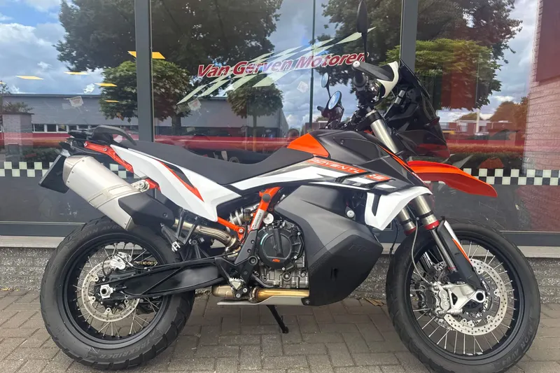 KTM 890 Hele (2021)