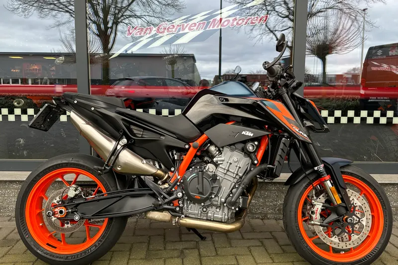 KTM 890 Hele (2022)