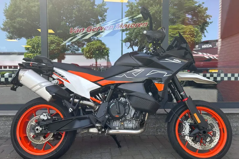KTM 890 Hele (2025)