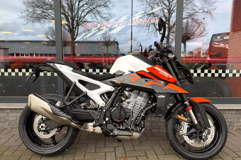 KTM 990 (2026)