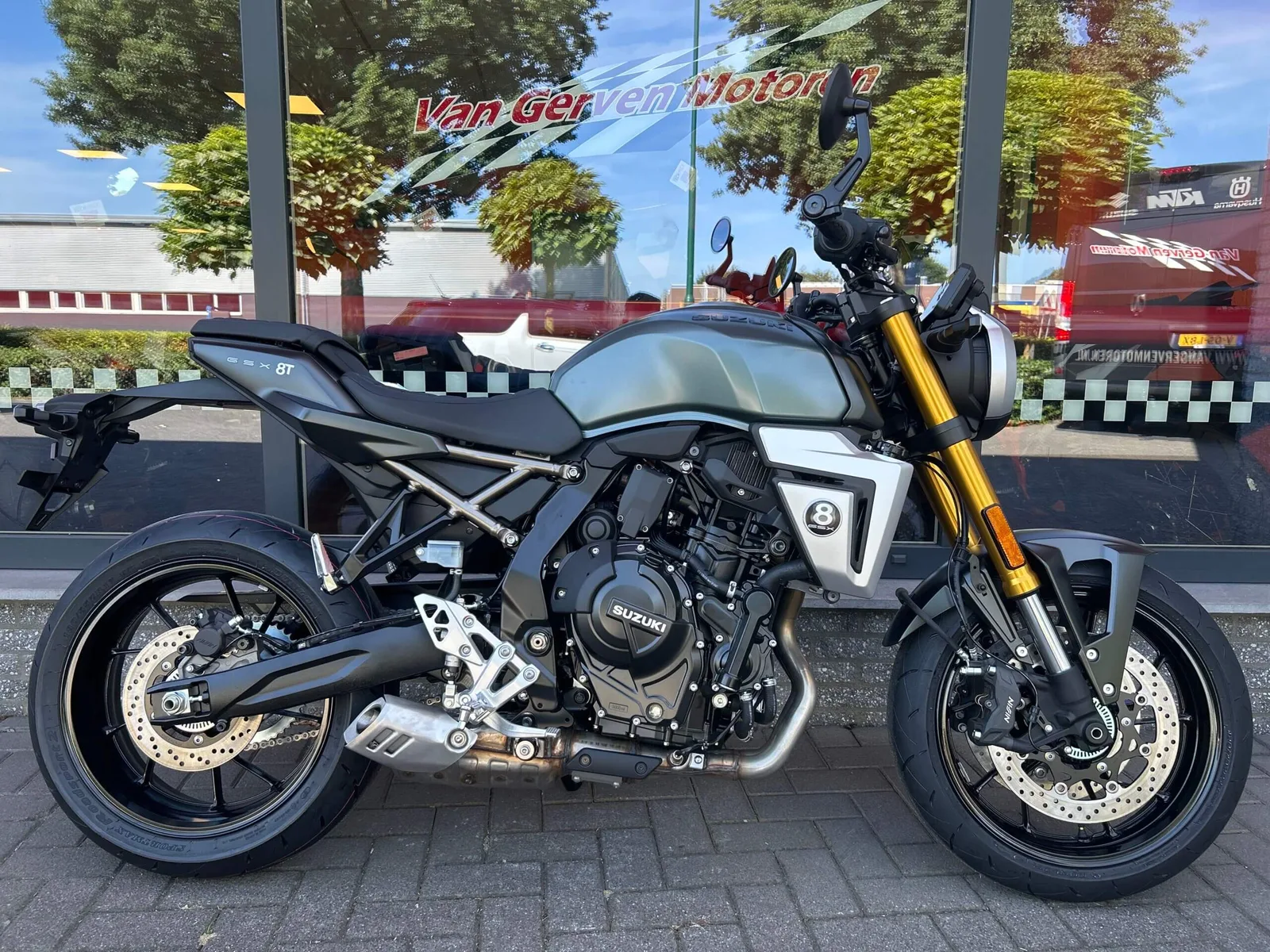 Suzuki GSX-8T (0) — foto 1