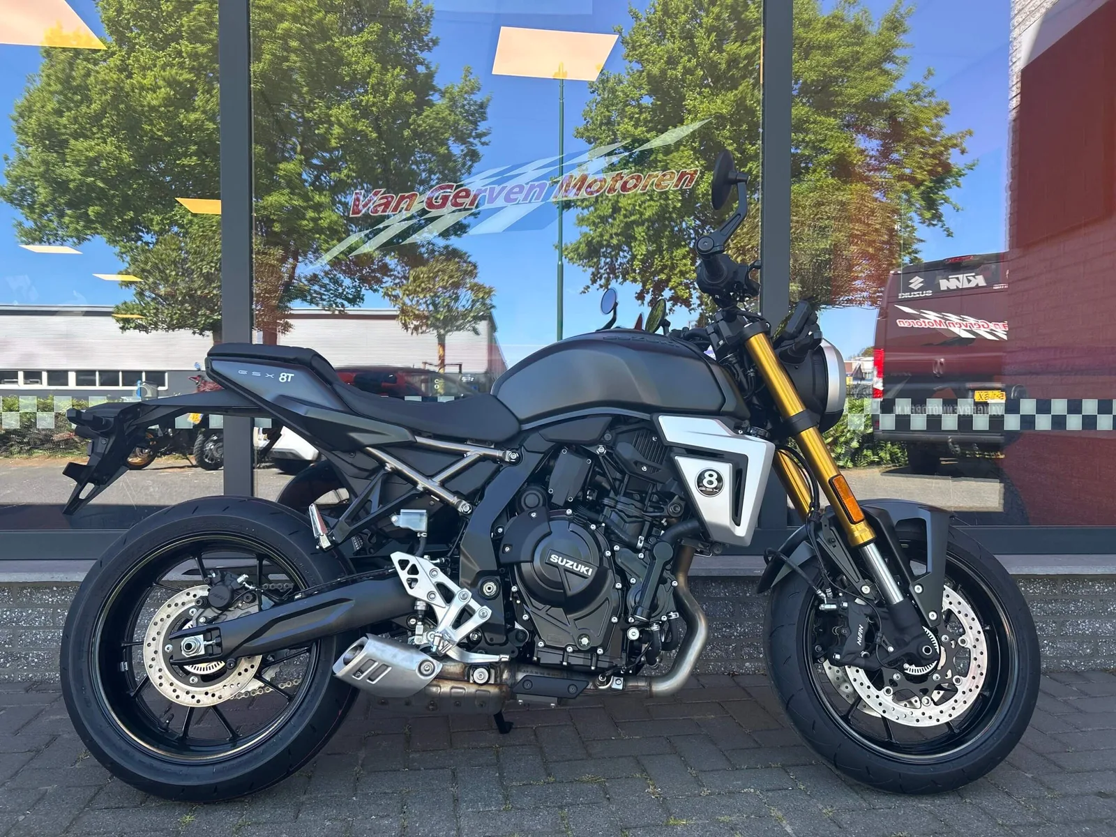 Suzuki GSX-8T (2026) — foto 1