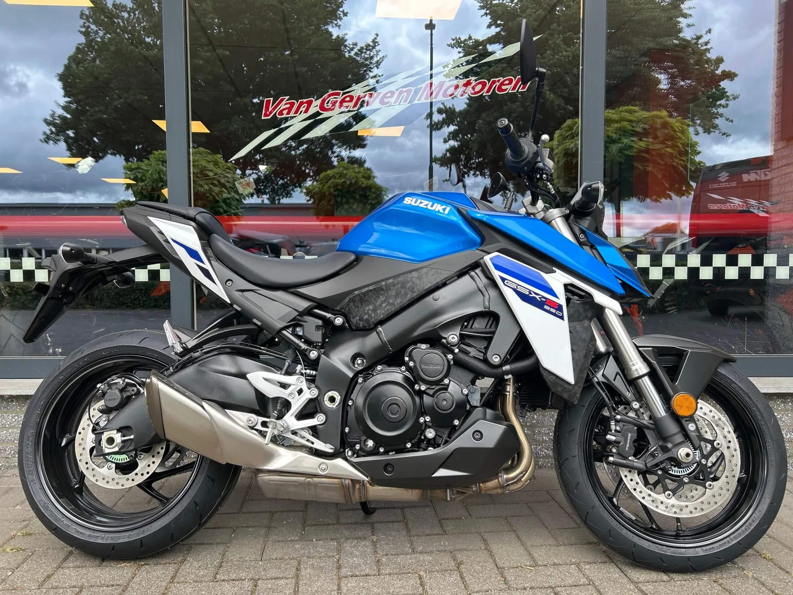 Suzuki GSX-S (0) — foto 1