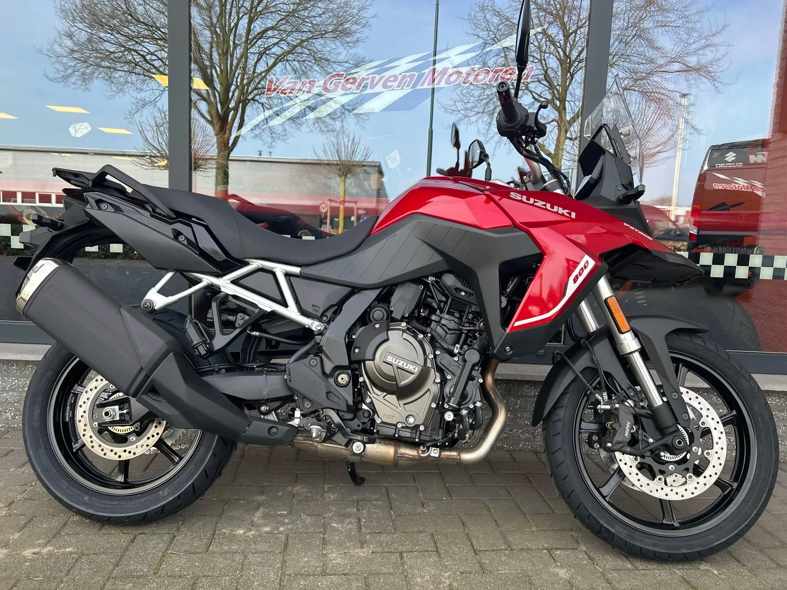 Suzuki V-Strom (2026) — foto 1