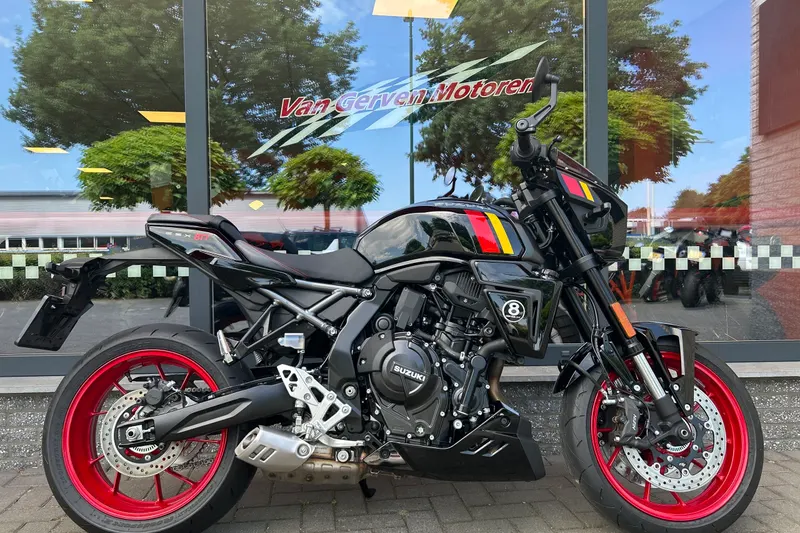 Suzuki GSX-8 Zo goed als Suzuki TT. motor dus eventueel ook zakelijk te rijden (2026)