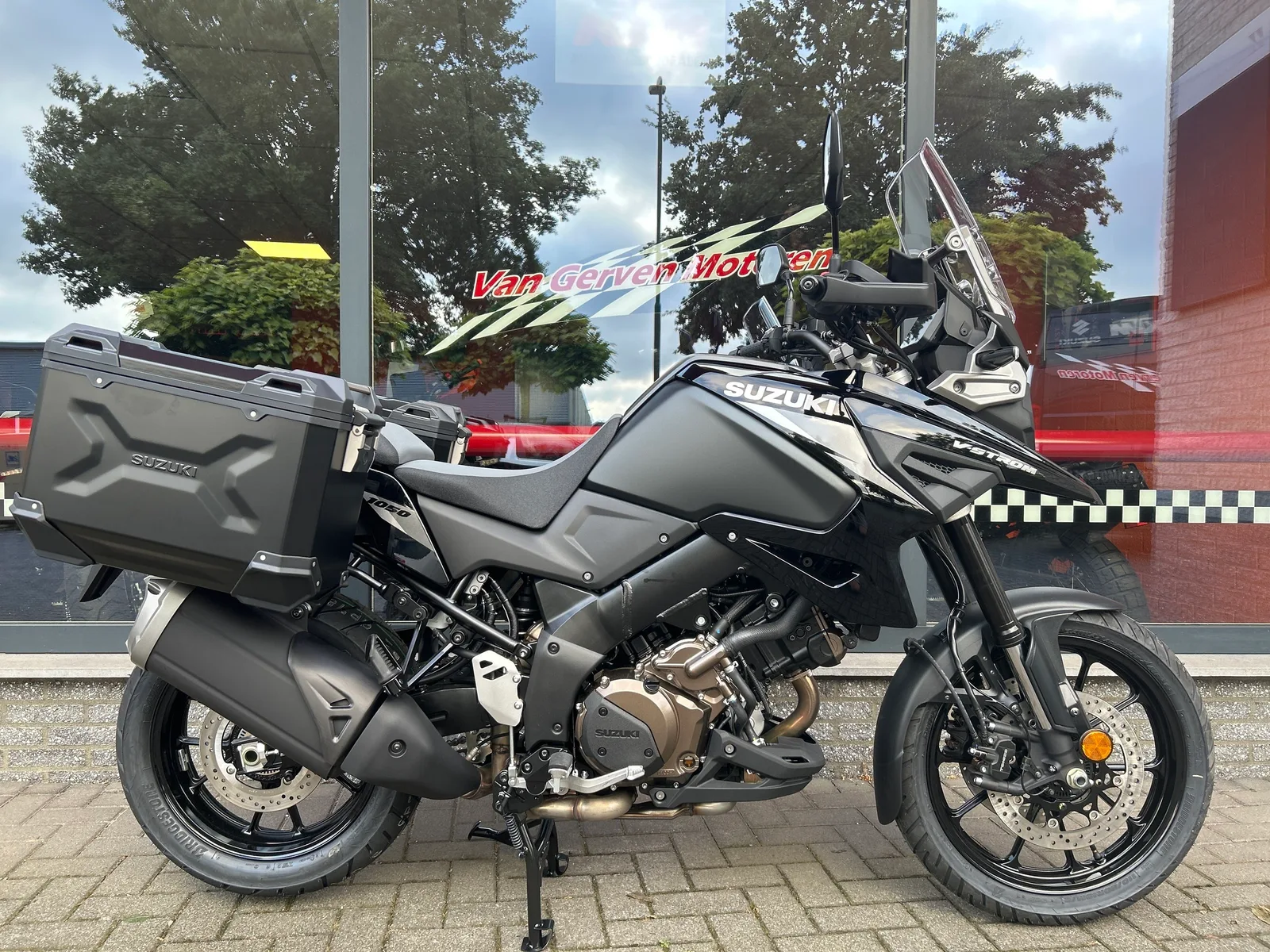 Suzuki V-Strom (2026) — foto 1