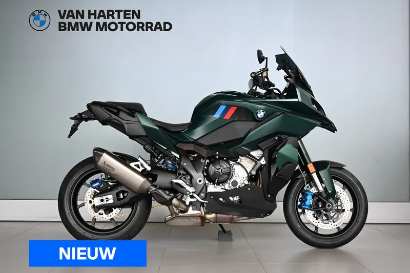 BMW M 1000 XR Aurelius Green Metallic (2026)