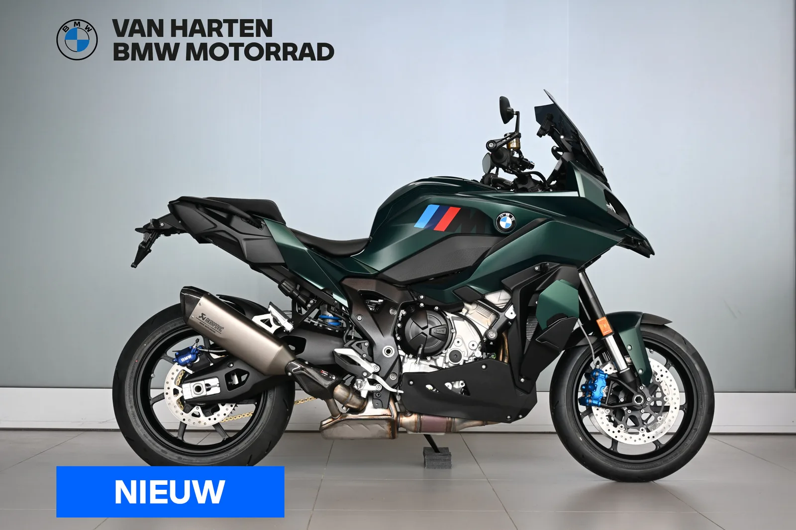 BMW M 1000 XR Aurelius Green Metallic (2026) — foto 1