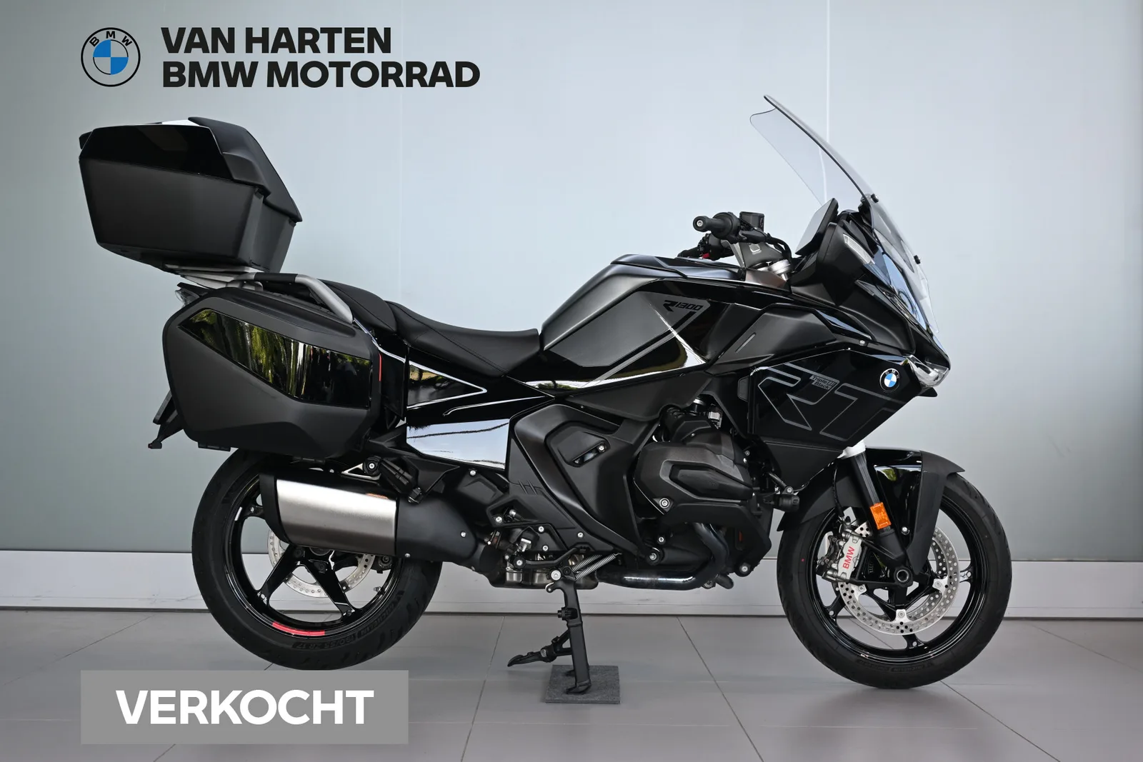 BMW R 1300 RT Triple Black (2026) — foto 1