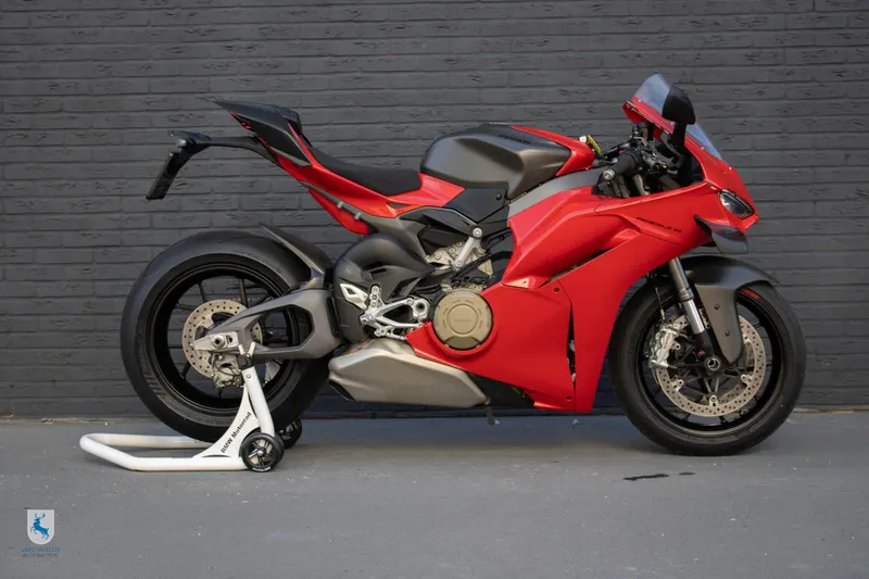 Ducati Panigale V4 (2025)