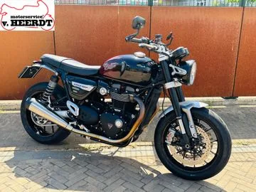 Triumph Speed Twin 1200 (2024) — foto 1