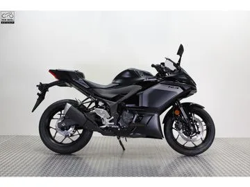 Yamaha R 3 (2026) — foto 1