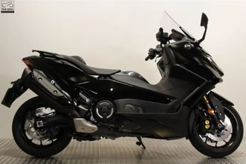 Yamaha TMAX Tech MAX (2023)