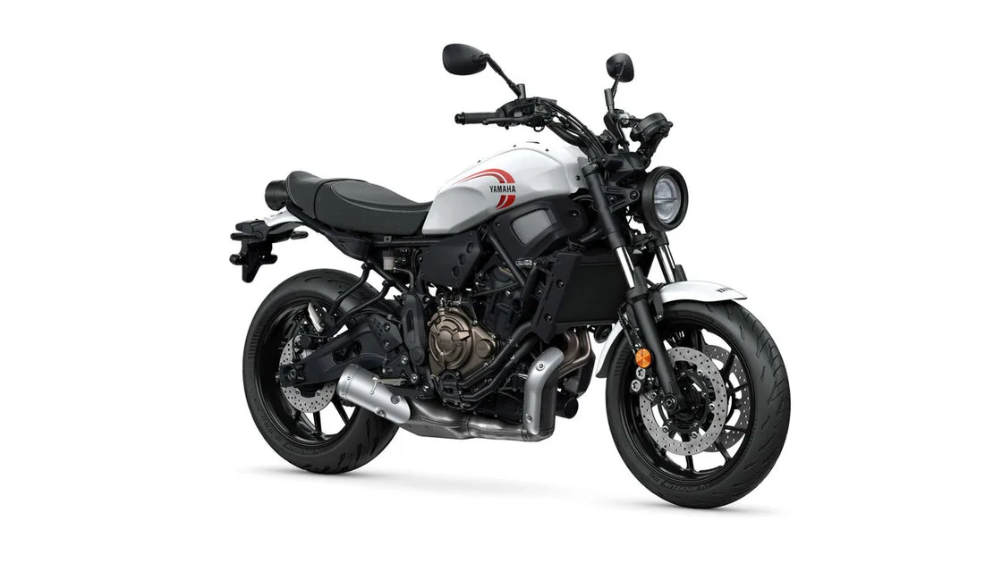 Yamaha XSR700 (2026) — foto 1