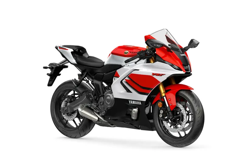 Yamaha R7 (2026)