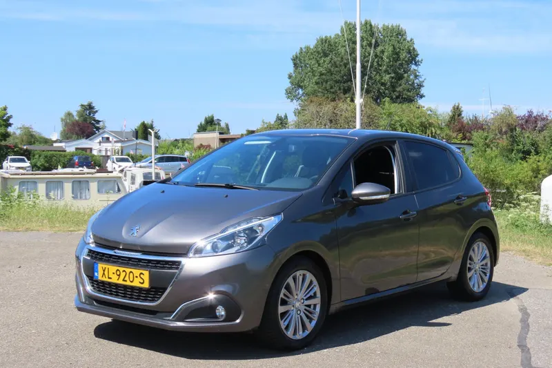 Peugeot 208 (2019)